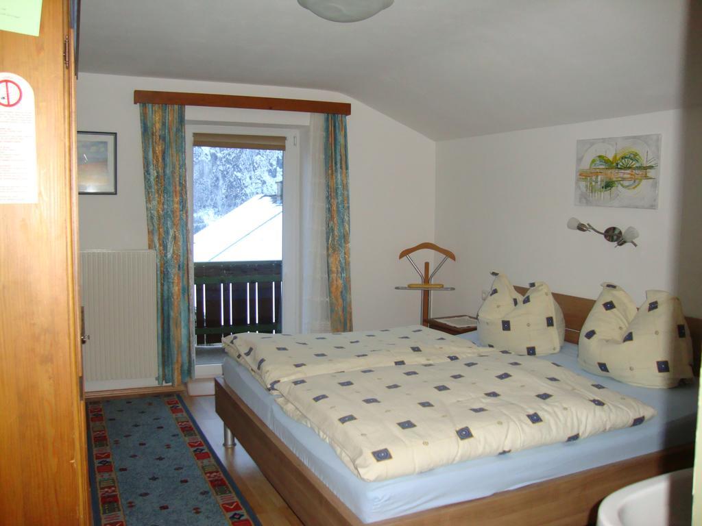 Haus Eder Burgi Hotel Nikolsdorf ห้อง รูปภาพ